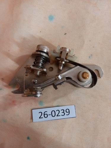Rupteur allumage vis - rupteur,